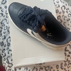 Nike Kids Sneakers Navy and Gold